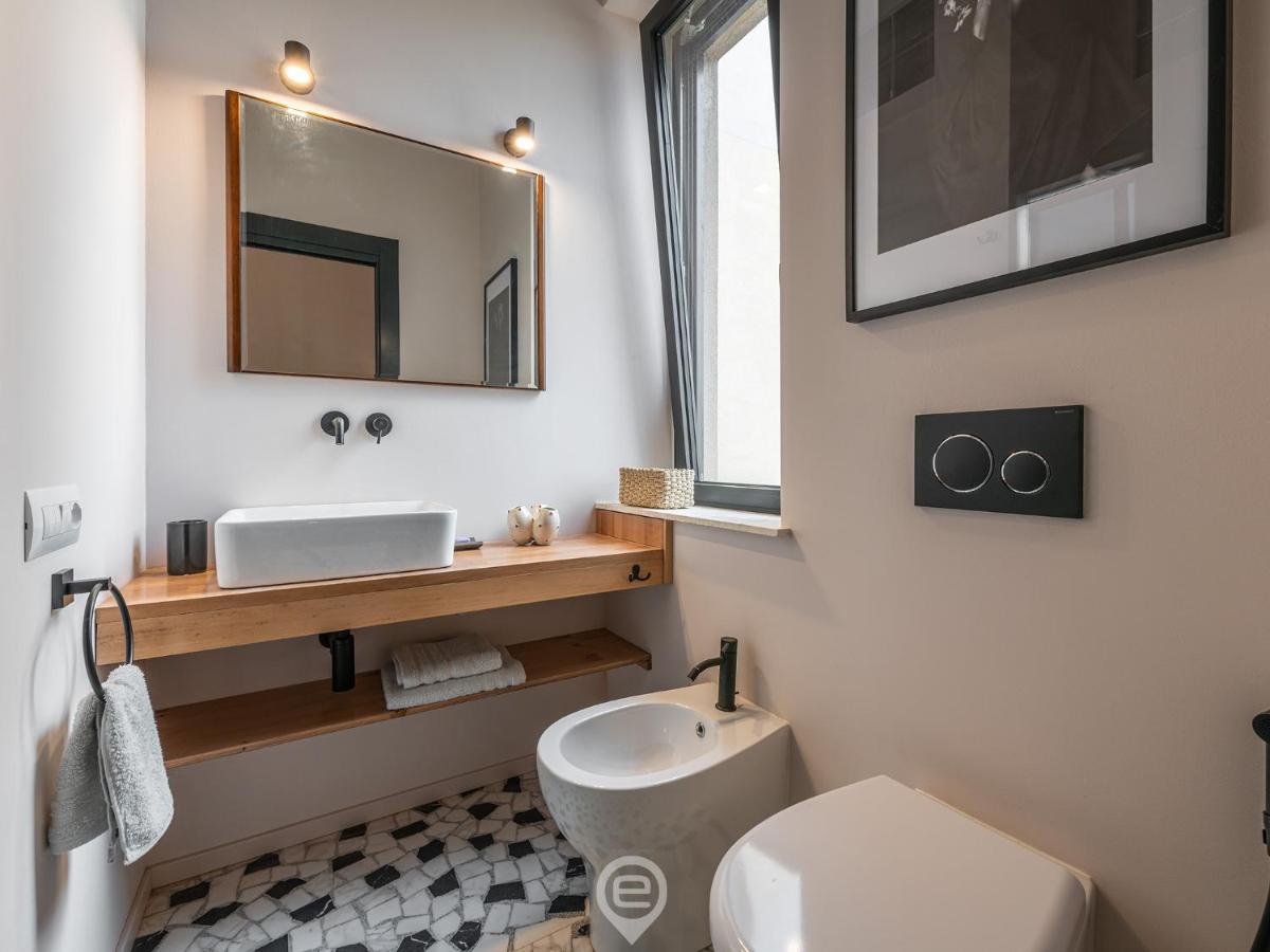 Harbor View Apartment 칼리아리 외부 사진