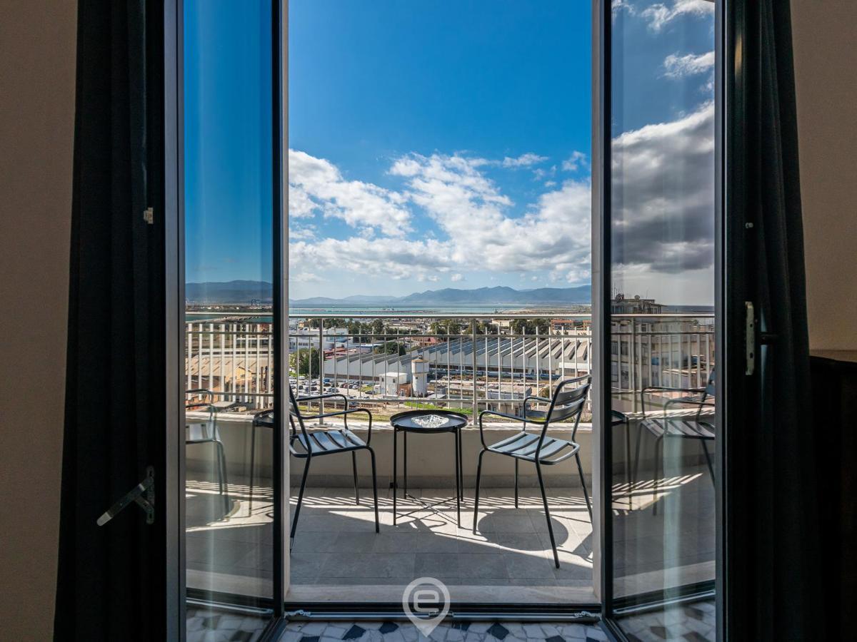 Harbor View Apartment 칼리아리 외부 사진